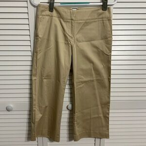 NWOT Attention Modern Fit Capri Khaki Size 2